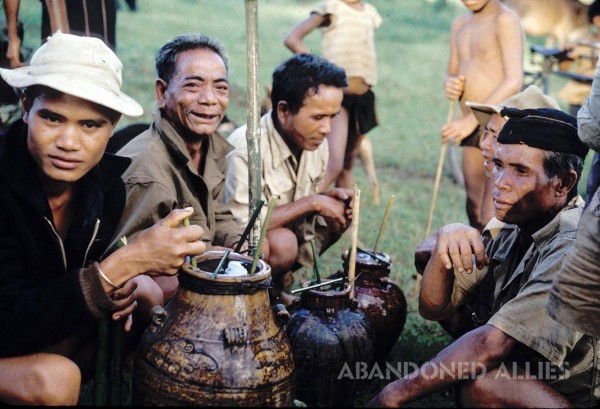 montagnards-drinking-rice-wine-abandoned-allies